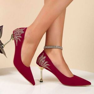 Liguannoxie 41 (8-8.5) Red Gold Tone Lurex Feather Embellished Heeled Pumps